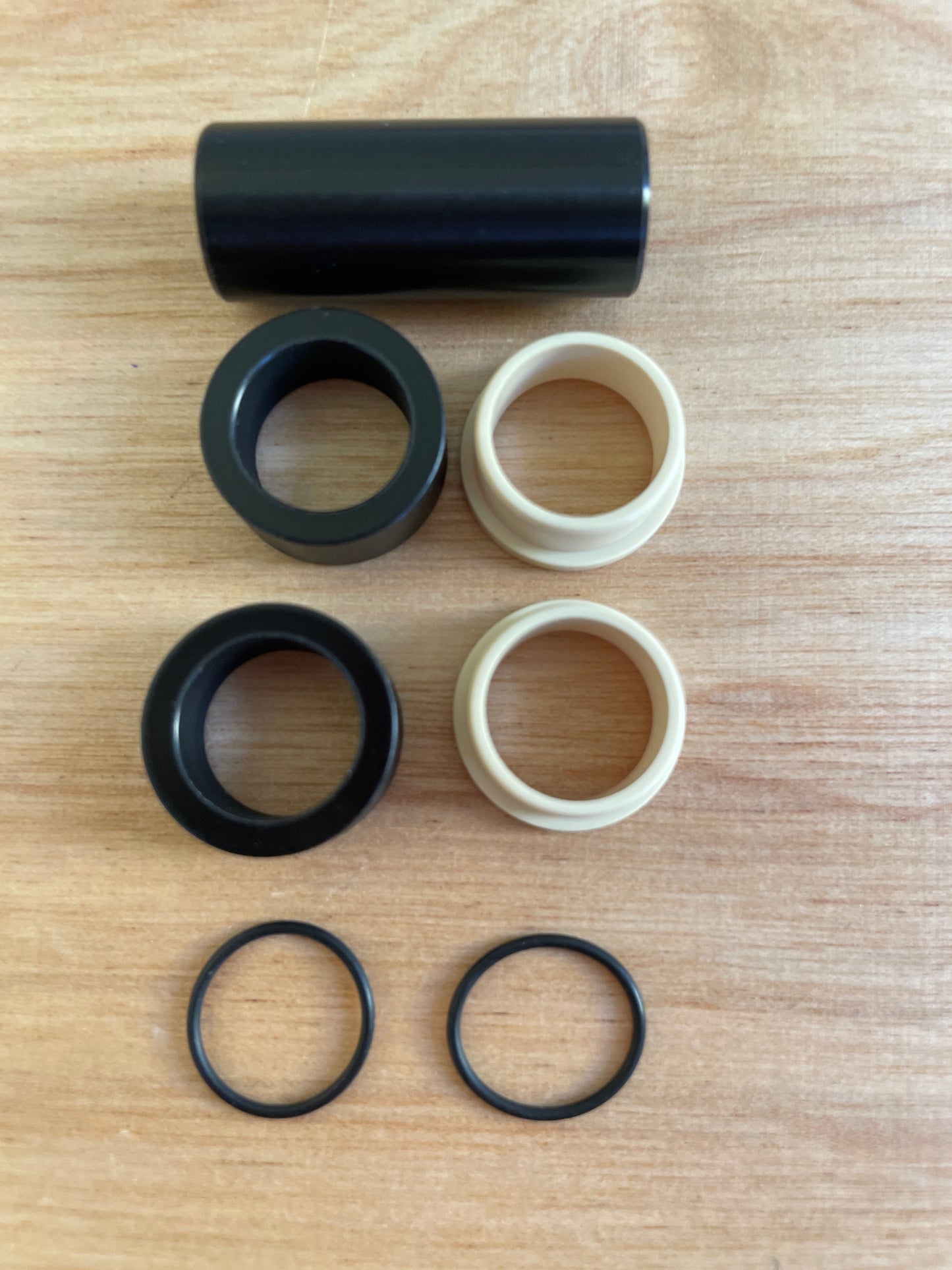 Fox 803-03-155 Mounting Hardware: 5 Piece, AL (6mm, Mounting Widthh 1.262)