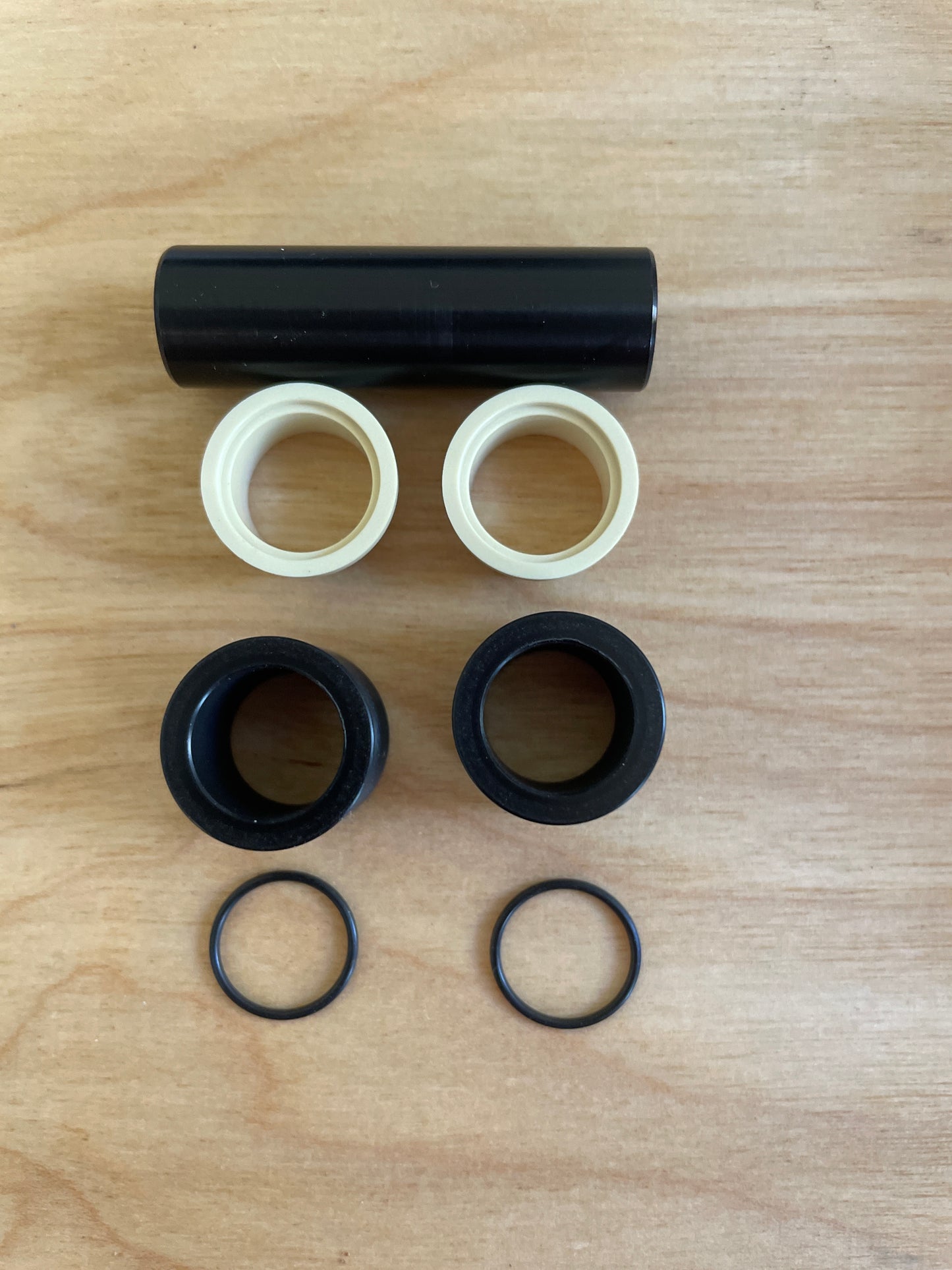 Fox 803-03-193 Mounting Hardware: 5 Piece, SS (8mm, Mounting Width 1.720) ref 214-09-034