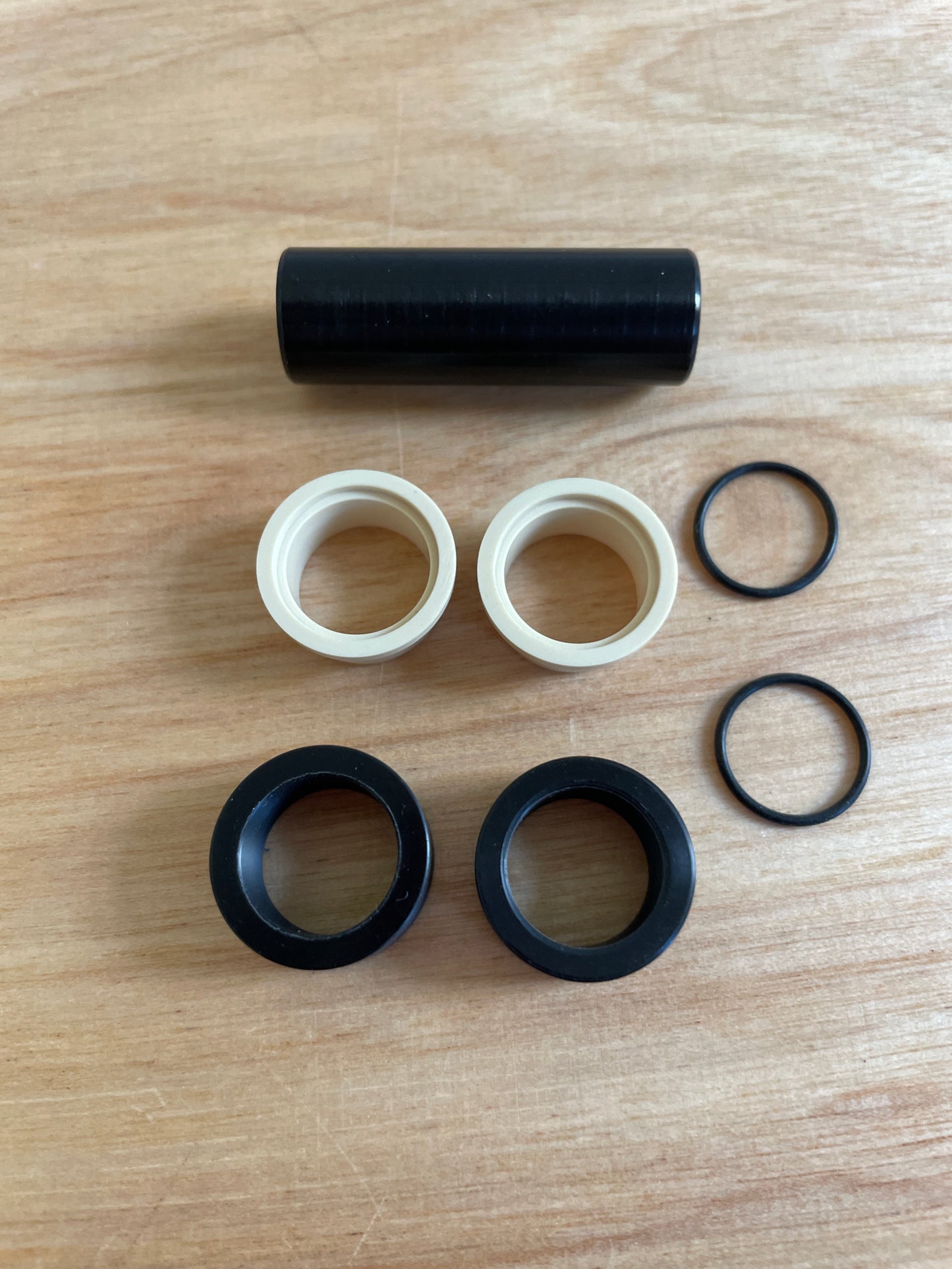 Fox 803-03-156 Mounting Hardware: 5 Piece, AL (6mm, Mounting Widthh 1.332)