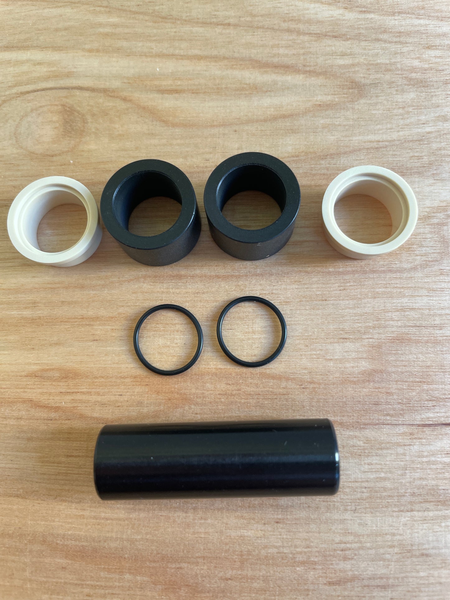 Fox 803-03-159 Mounting Hardware: 5 Piece, AL (6mm, Mounting Widthh 1.570)