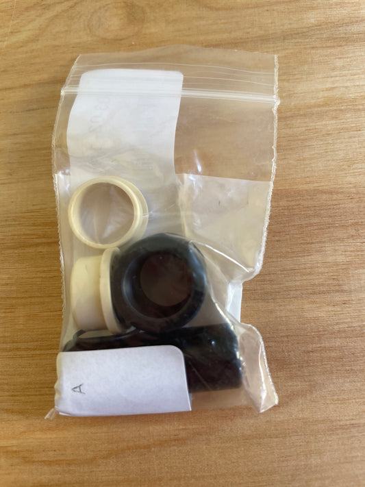 Fox 803-03-182 Mounting Hardware: 5 Piece, AL (8mm, Mounting Widthh 1.332)