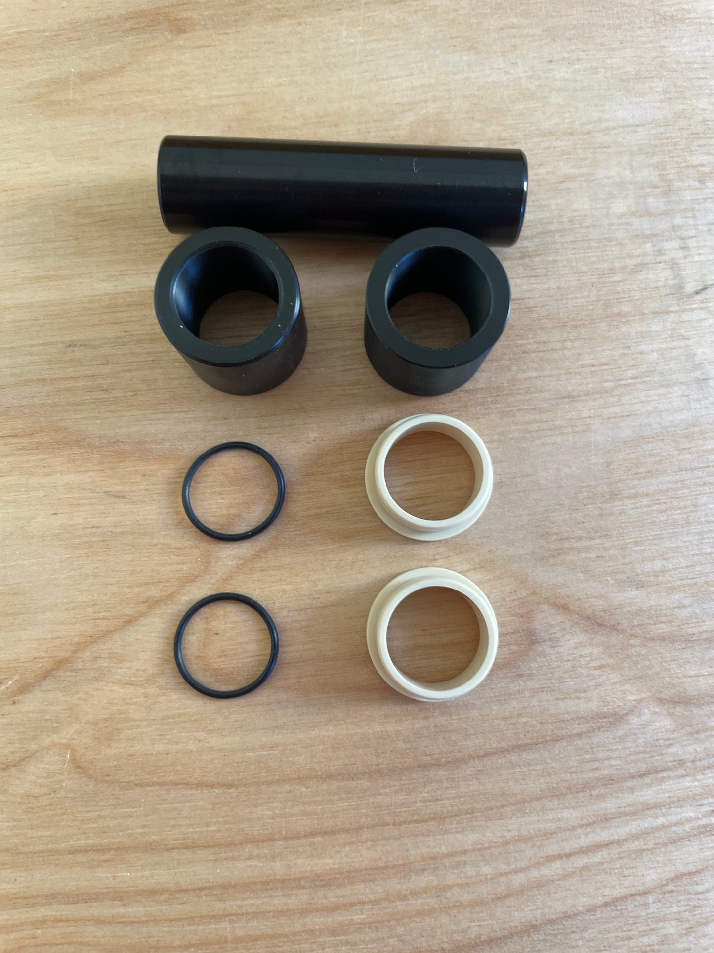 Fox 803-03-196 Mounting Hardware: 5 Piece, AL (8mm, Mounting Width 1.880)