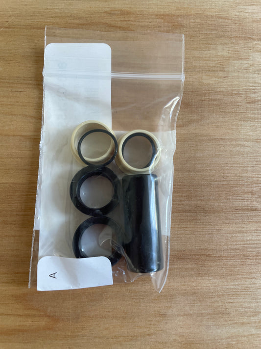 Fox 803-03-155 Mounting Hardware: 5 Piece, AL (6mm, Mounting Widthh 1.262)