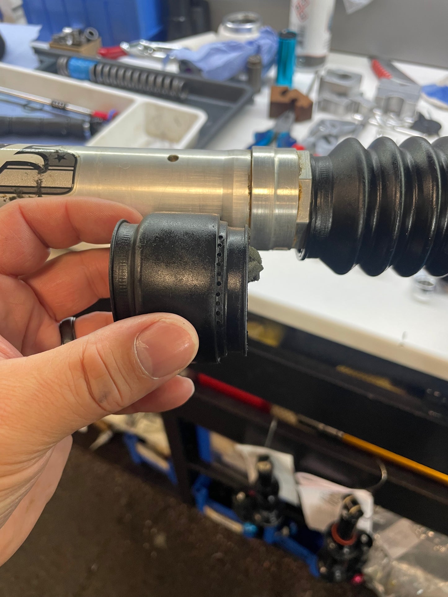 Cannondale Lefty MAX (SPV,TPC,FFD) suspension fork maintenance