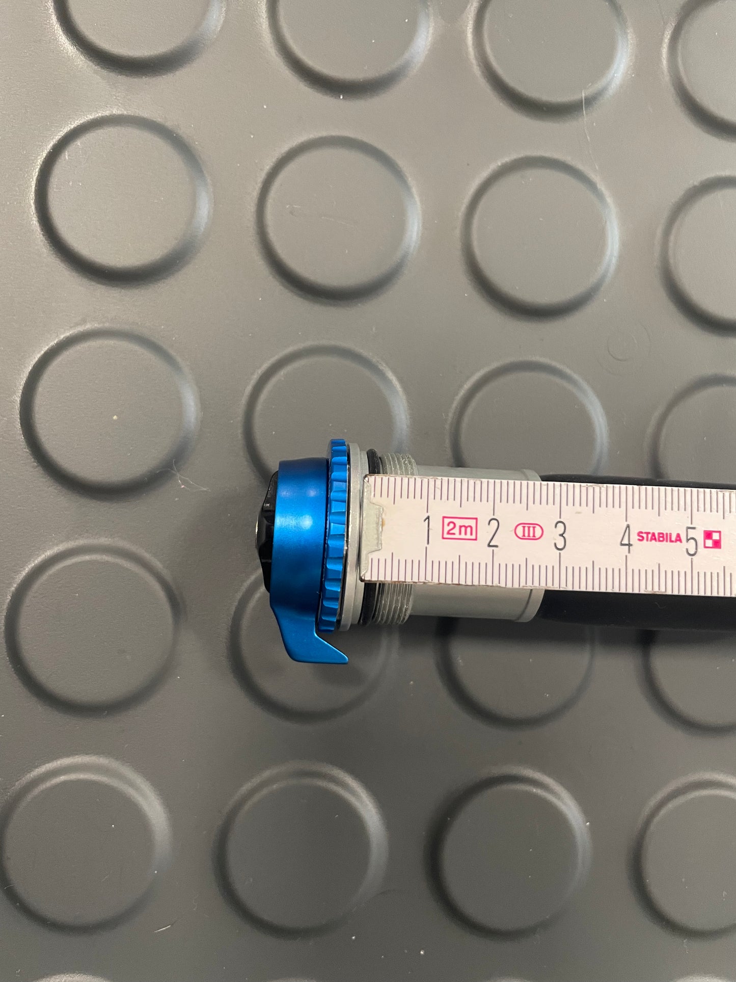 Fox 32 140 RLC cartridge