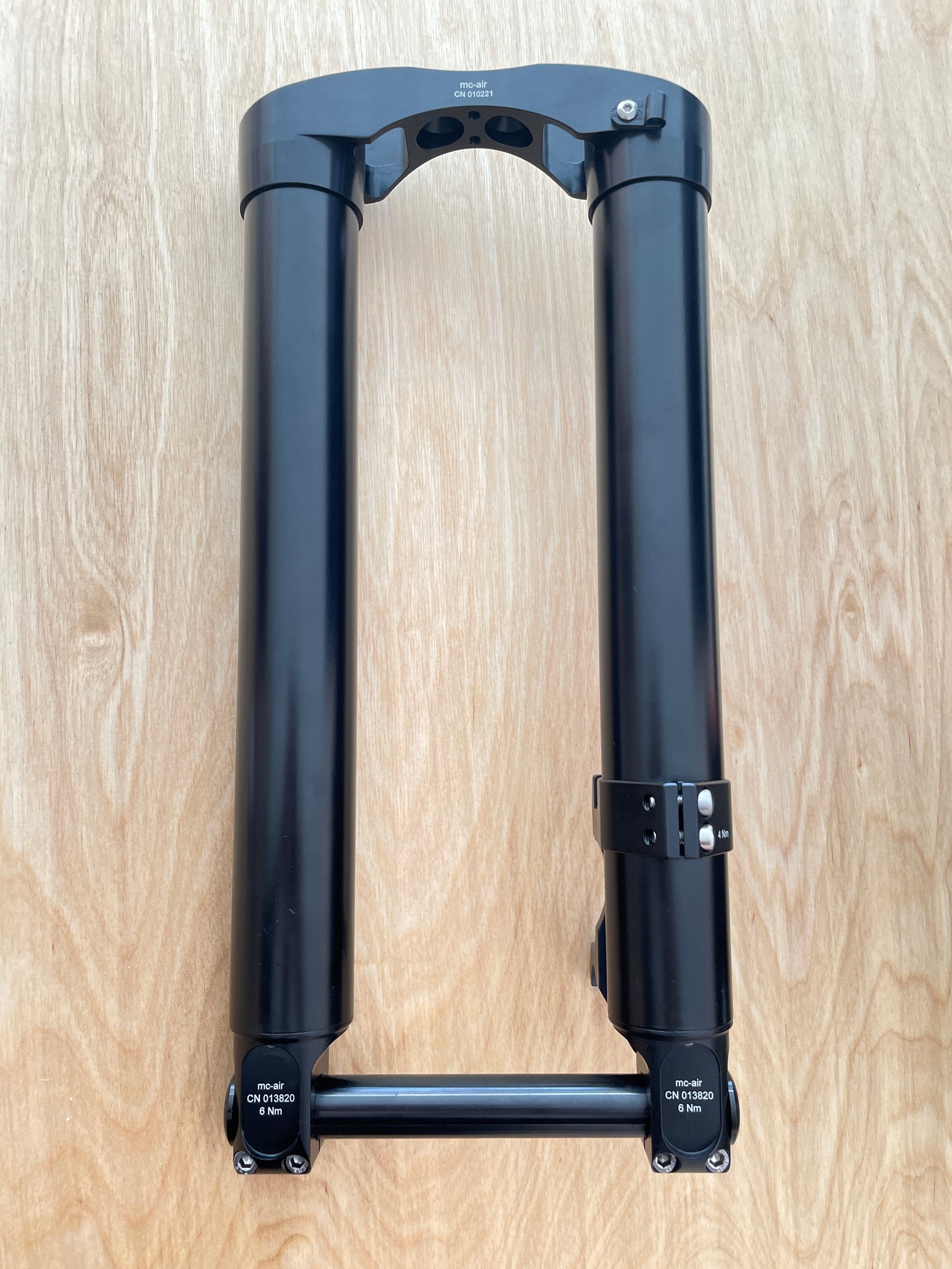 Lower for Votec fork 26inch, 20x110, disc postmount180.