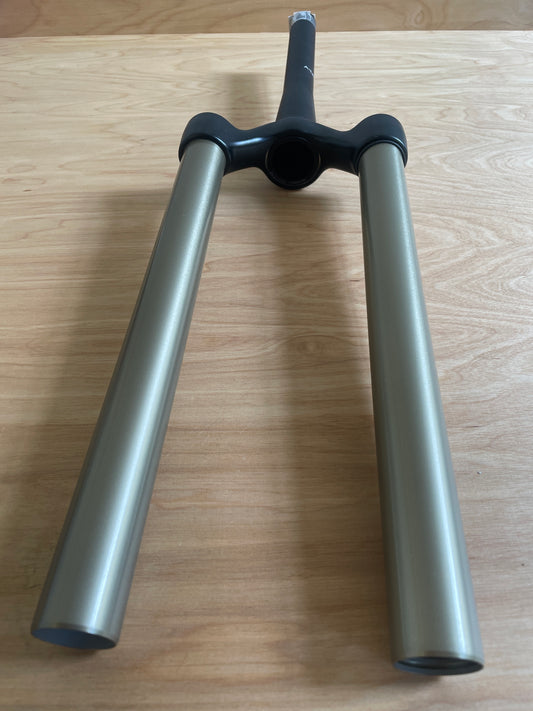 Fox racing shox 820-00-328 black CSU Assy