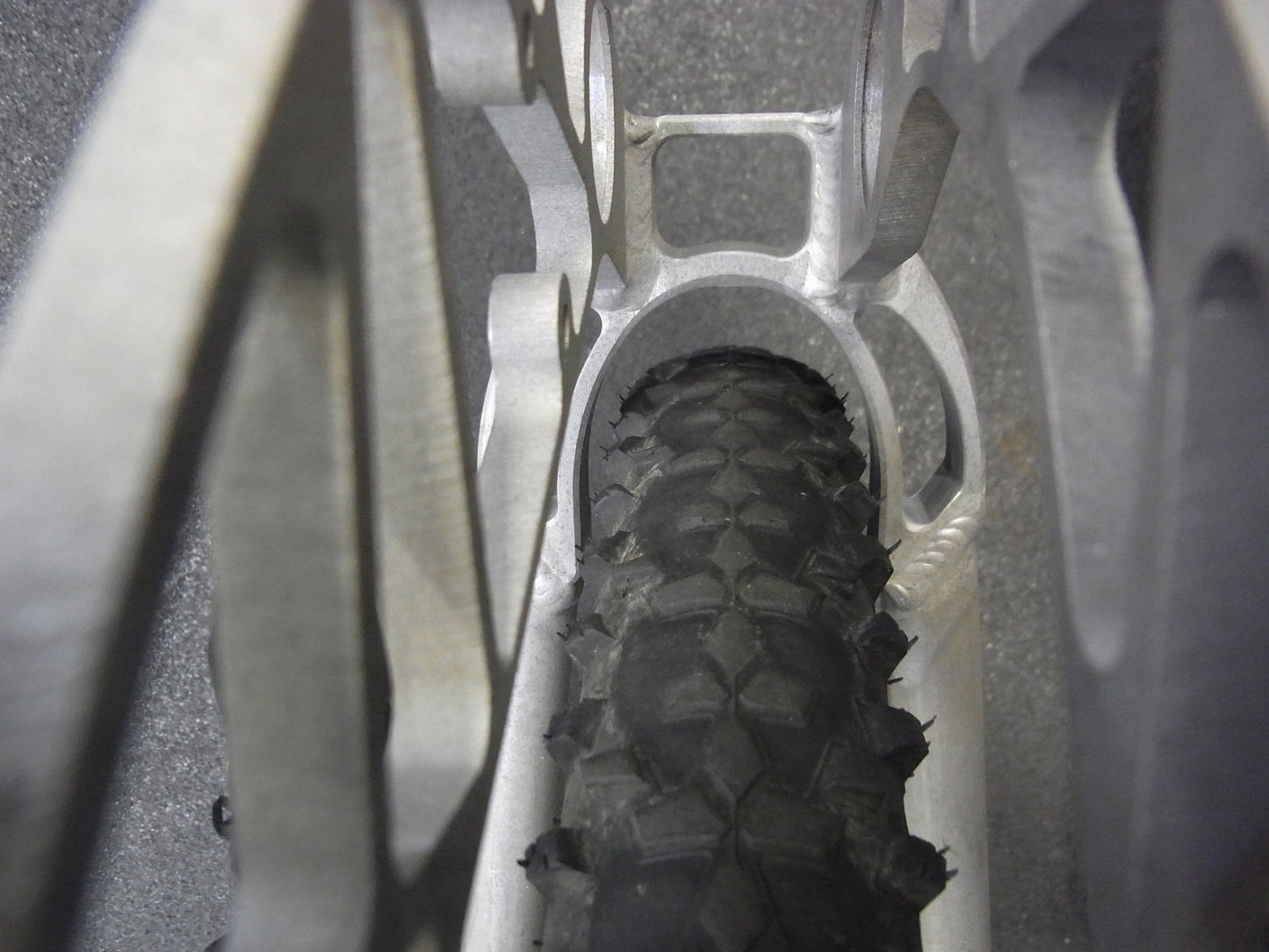 Porsche FS swingarm 26 inch raw, chainstay detail, untreated aluminum