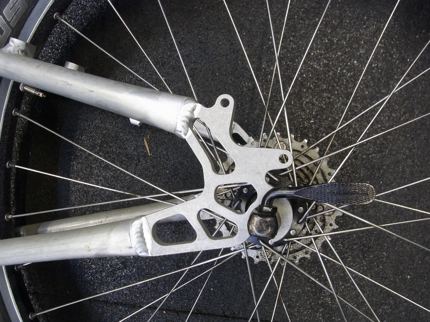 Porsche FS swingarm 26 inch raw, top view, unfinished