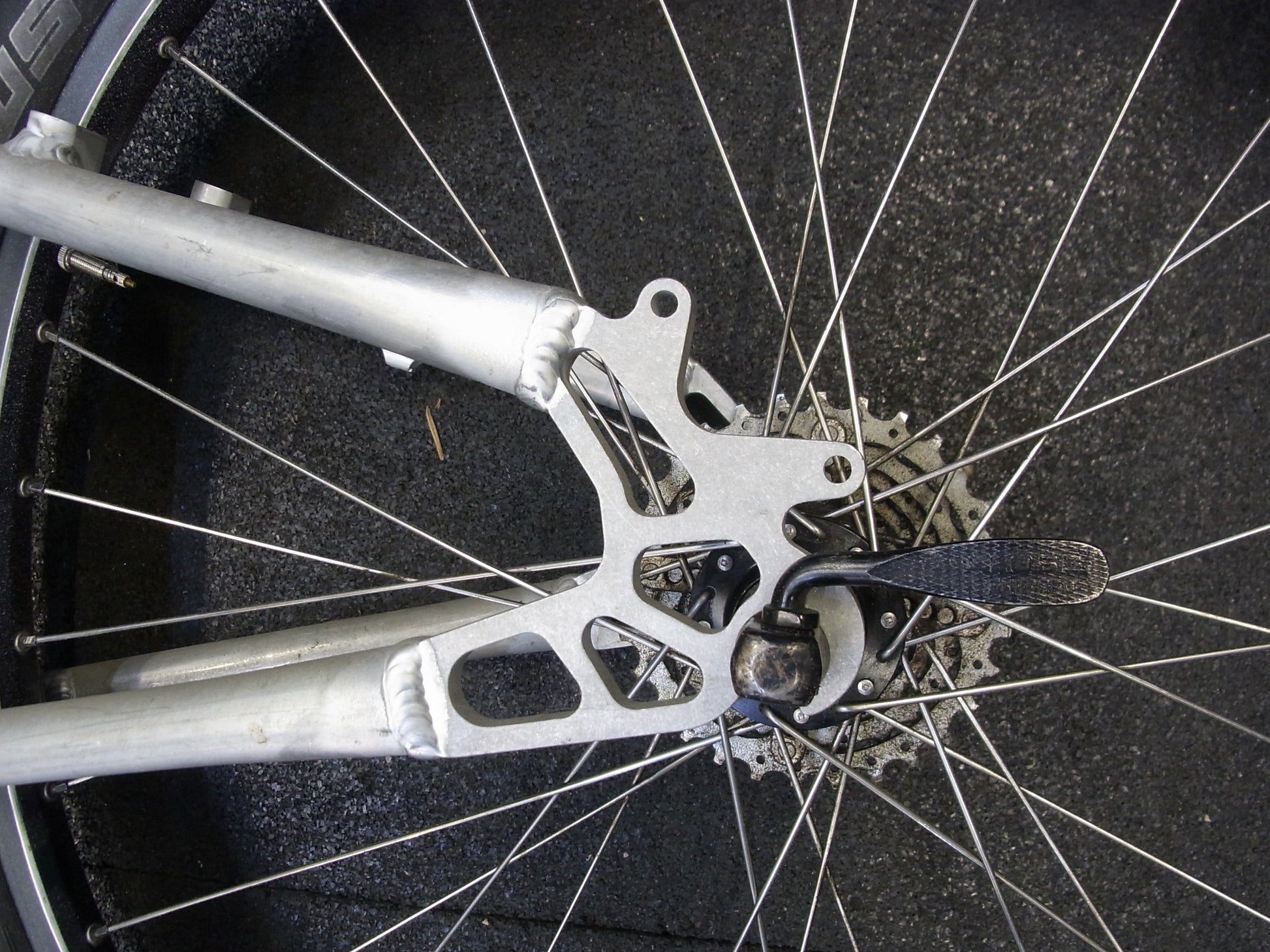 Porsche FS swingarm 26 inch raw, top view, unfinished